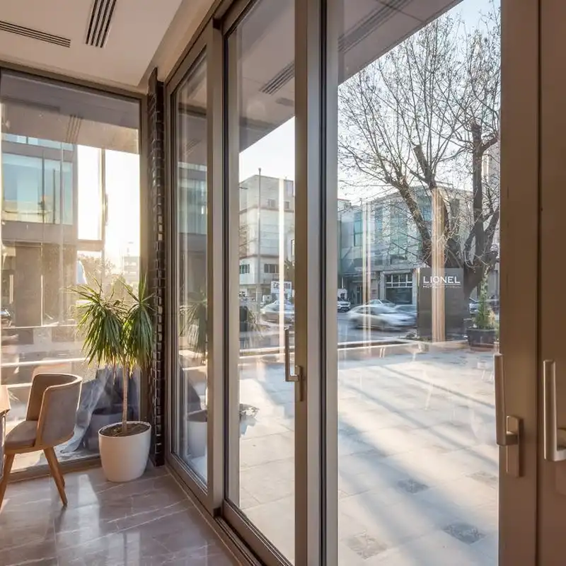 Les finitions sont parfaites et la qualité est au rendez-vous ! Merci Alumax Réunion.