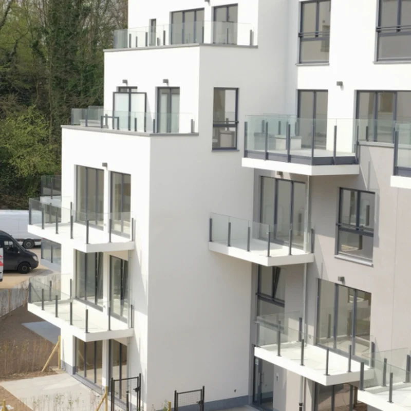 Quelle magnifique réalisation ! Alumax Réunion a su donner vie à notre projet de véranda avec un travail précis et des finitions impeccables. Nous recommandons à 100% !