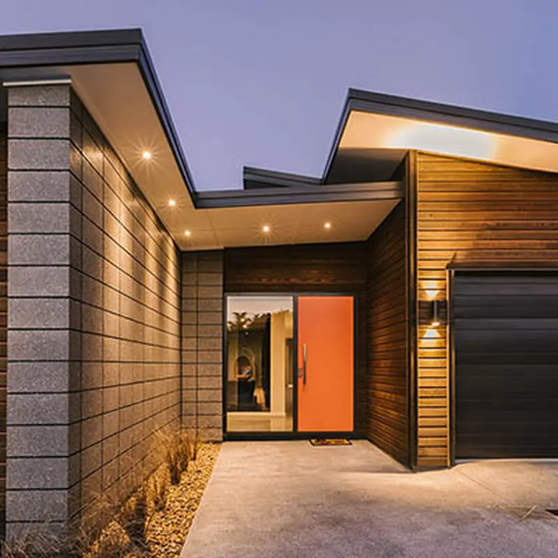 Merci Alumax Réunion pour cette magnifique façade de magasin. Très satisfait du résultat !